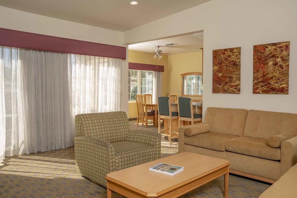 Raintree's Cimarron Golf Resort photo 13