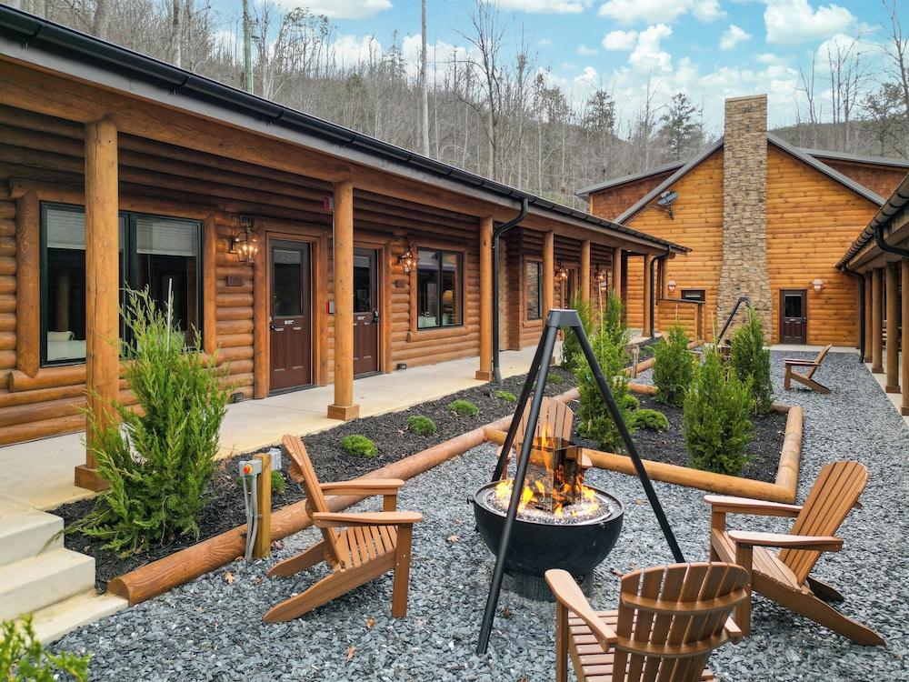 The Timber at Holly Branch photo 8