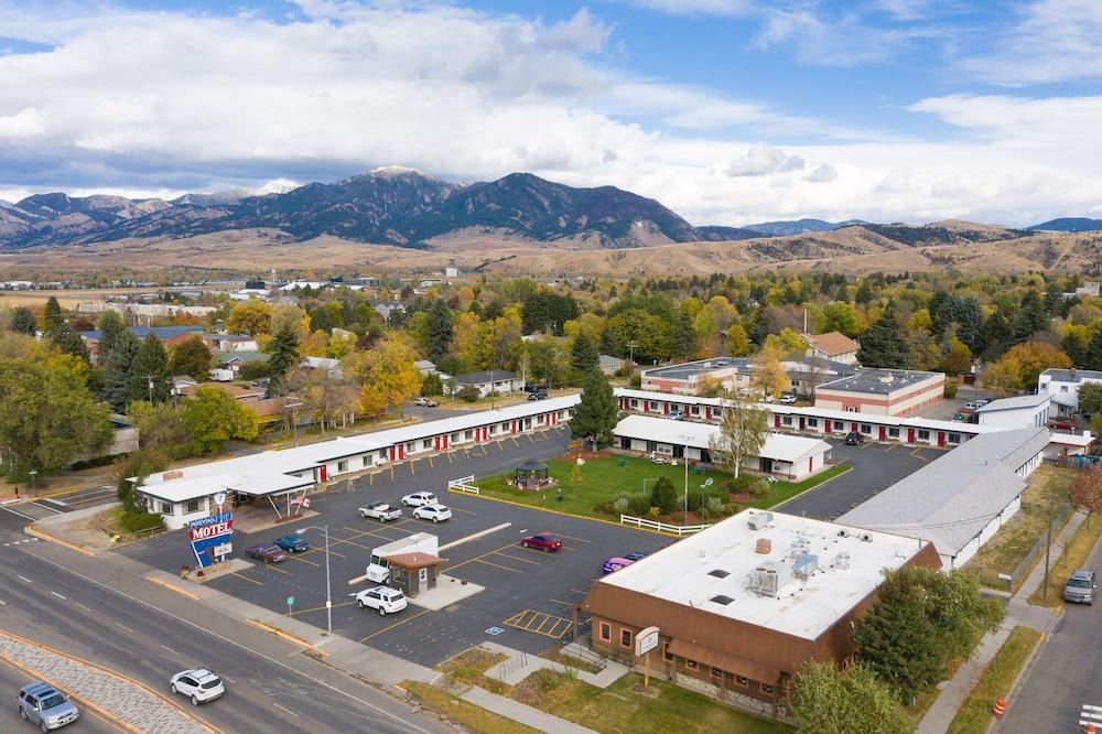 The Sapphire Motel photo 98
