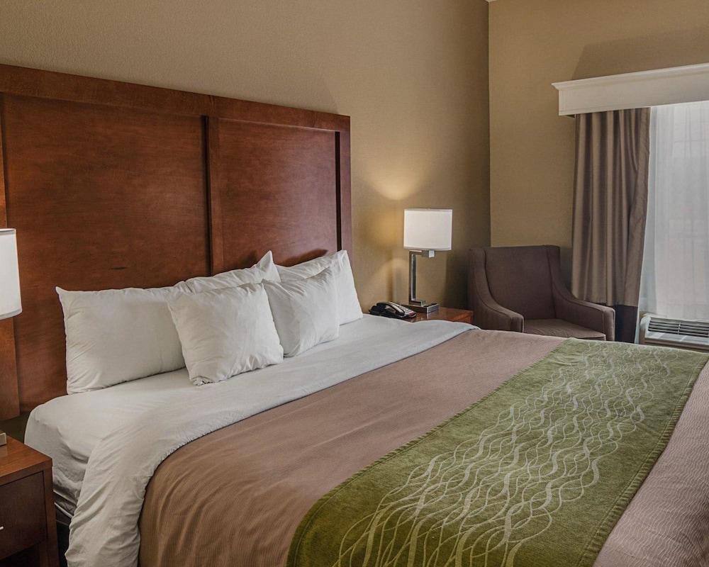 Comfort Inn Midland South I-20 photo 62
