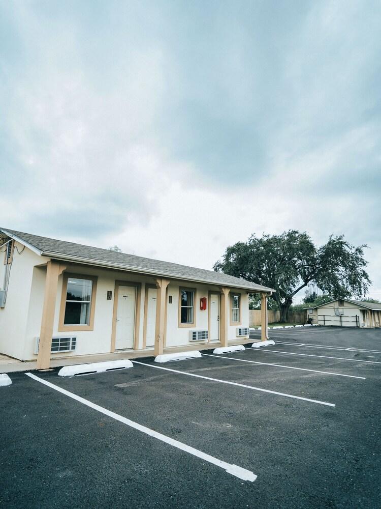 Rooms at The Pecan photo 11