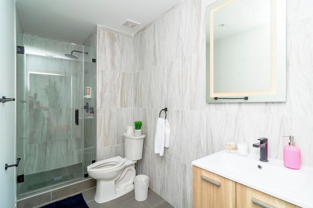 Metro Park Hotel photo 55