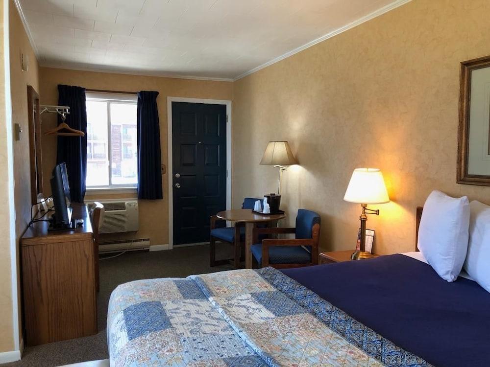 Riviera Motel photo 52