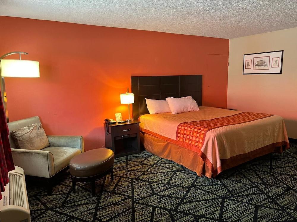 Travelerslodge Motel photo 3