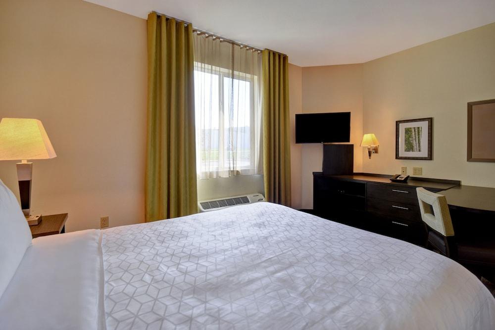 Candlewood Suites St. Clairsville by IHG photo 22