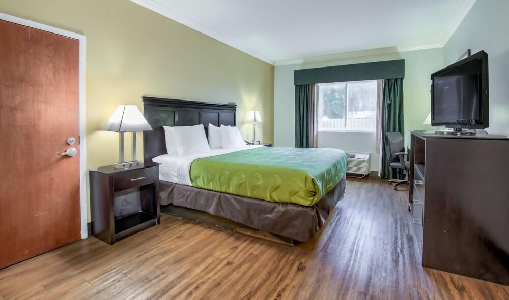 Quality Inn Gulf Shores Airport photo 7