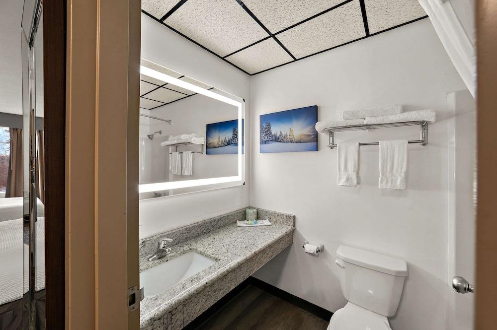 Quality Inn & Suites Caribou photo 39