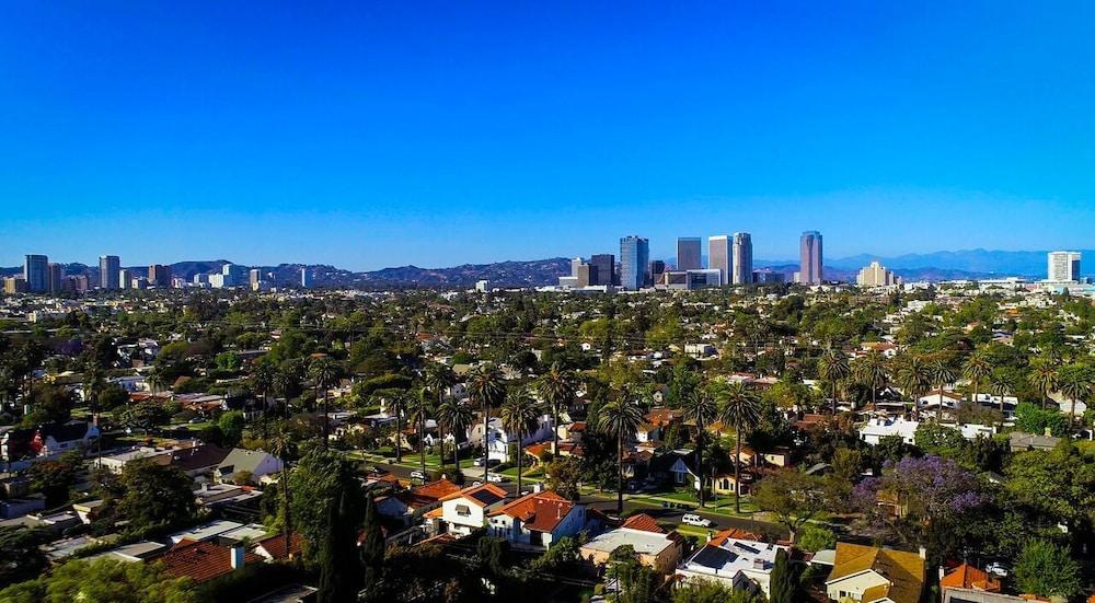 L.A. Sky Boutique Hotel photo 27