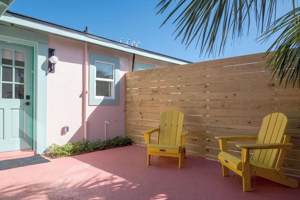 Haleys Court Boutique Motel photo 64