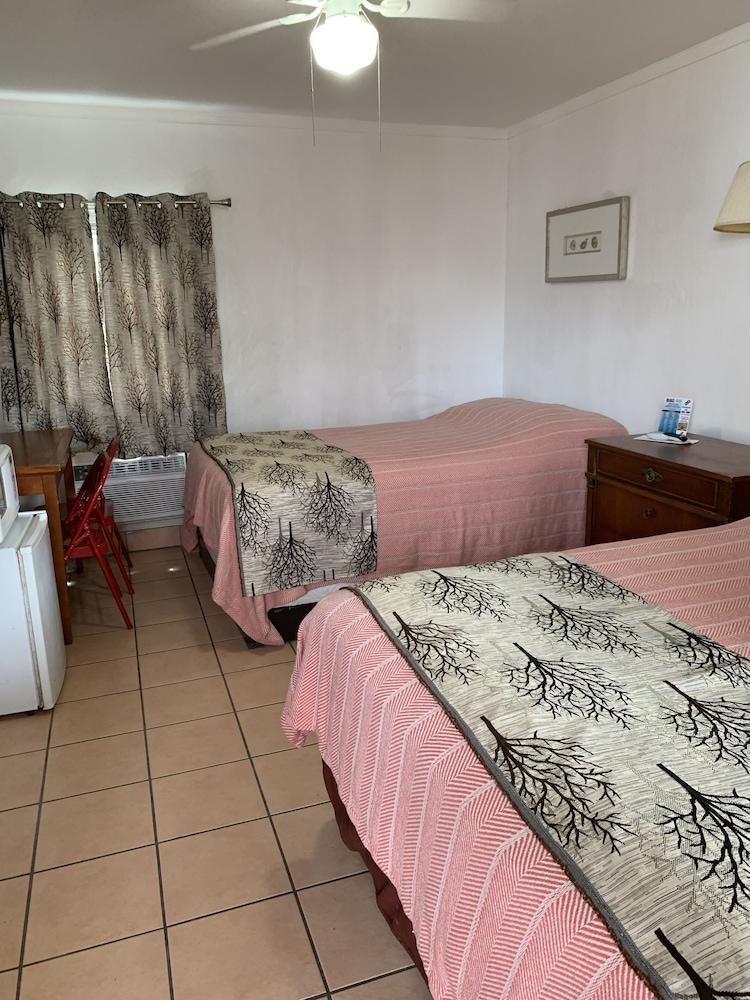 SunShine Motel photo 22