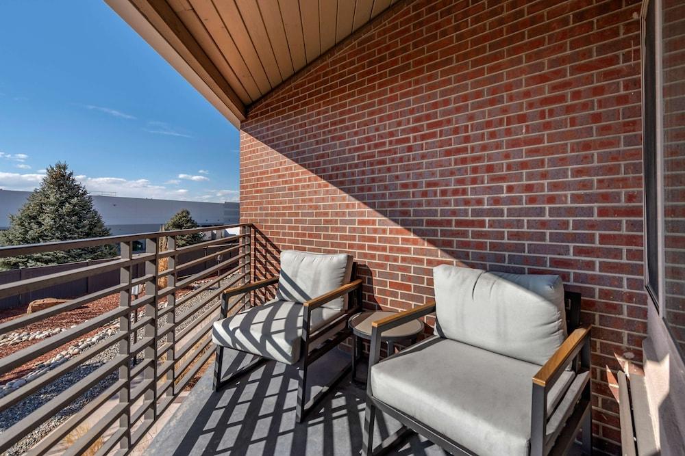 Best Western Premier Denver East photo 7