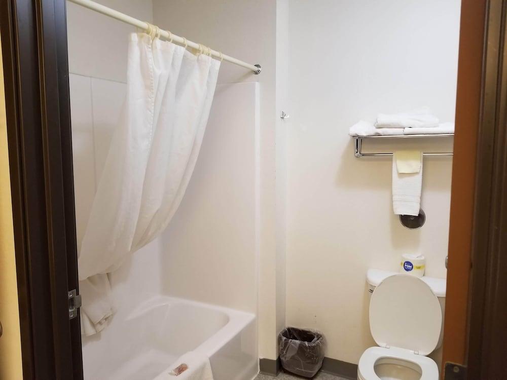 Bilmar Inn & Suites by Hotel O Hwy 77 photo 92