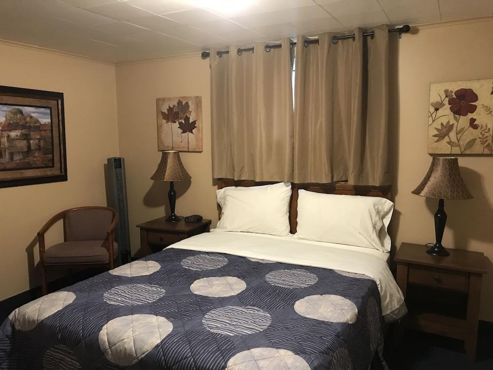 Moonlite Motel Niagara Falls photo 22