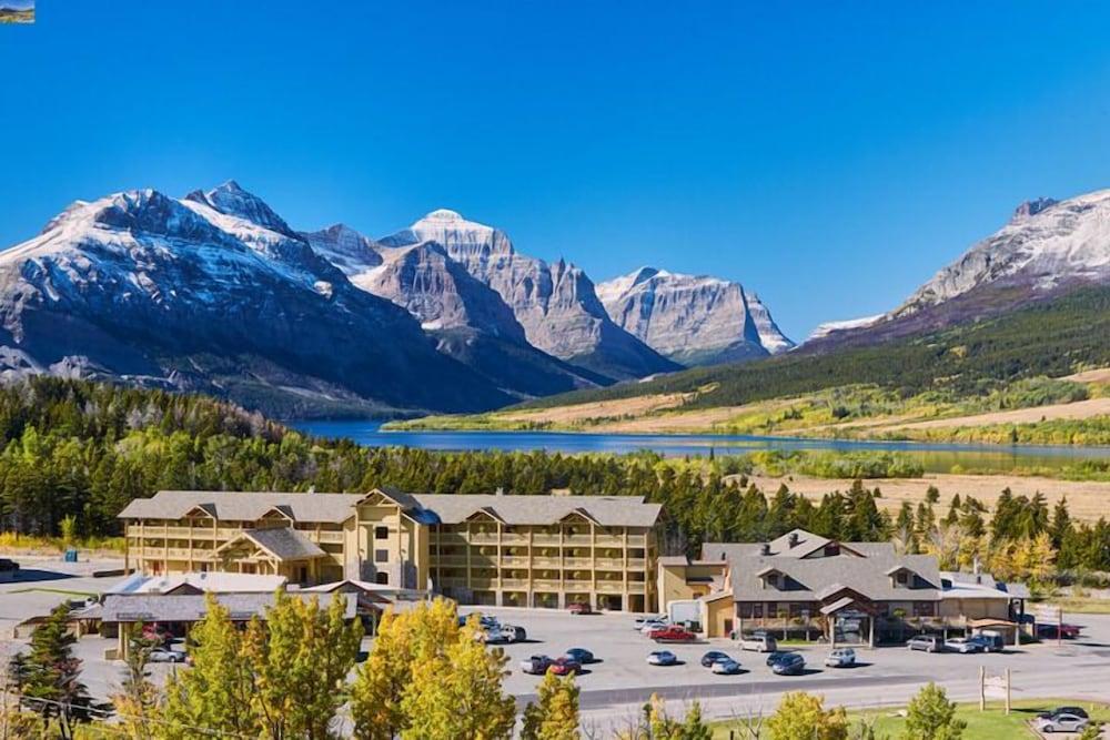 St. Mary Village — hotel in Browning