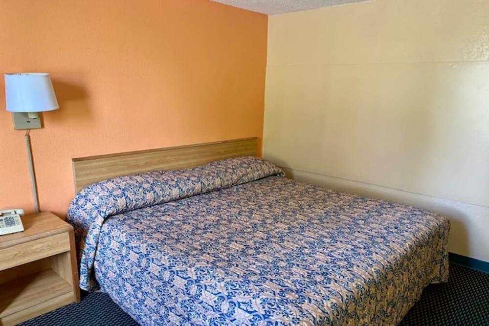 Red Carpet Inn & Suites Lima photo 19