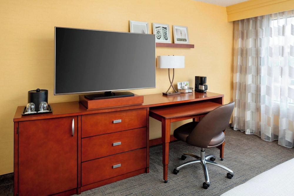 Courtyard by Marriott San Francisco Fisherman's Wharf photo 12