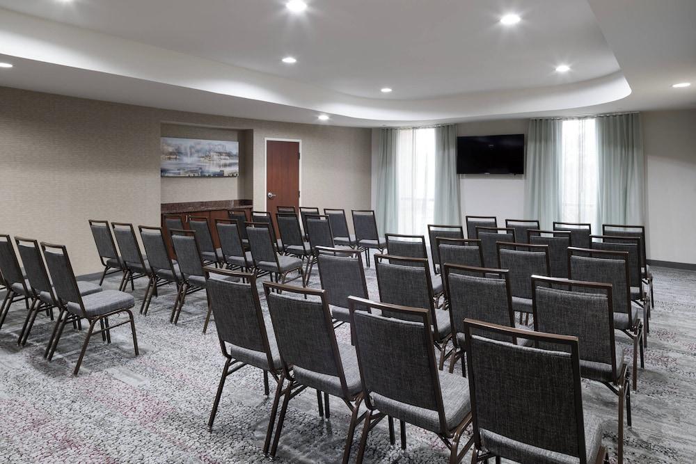 Courtyard by Marriott West Orange photo 34