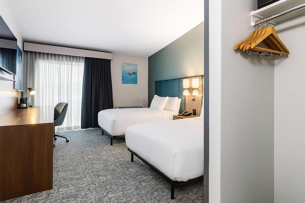 Wingate by Wyndham Geneva at SPIRE Academy photo 12