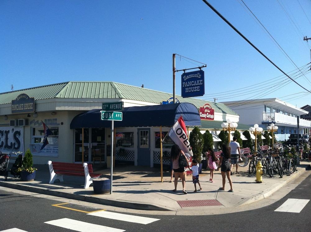 Hemingways By the Sea photo 53