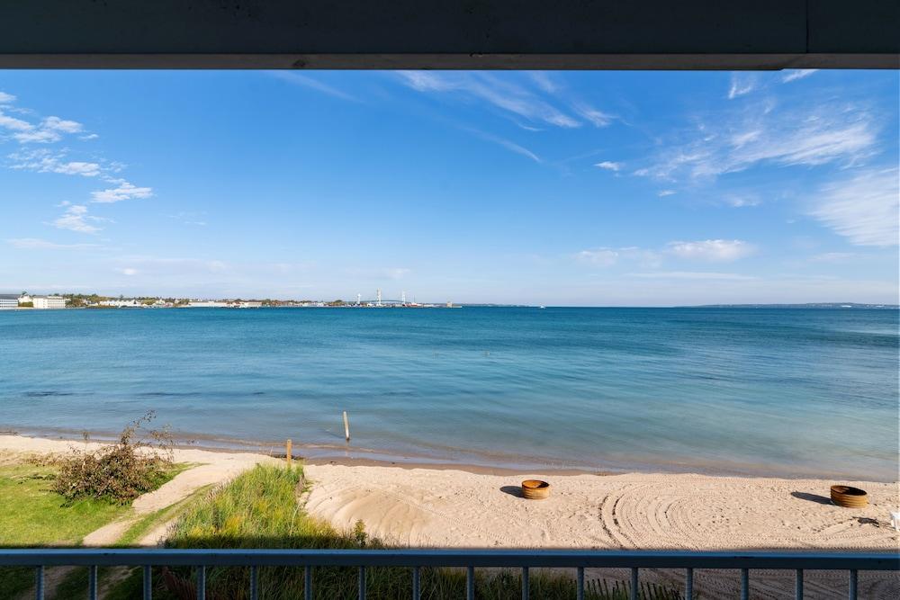 Clearwater Lakeshore Motel photo 39