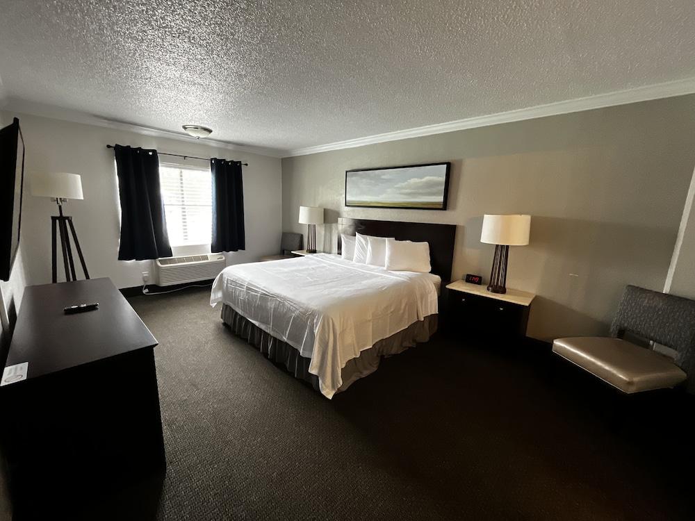 At Home Inn & Suites photo 24