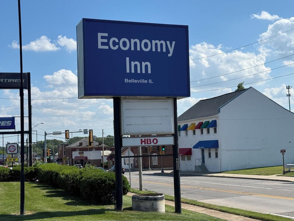 ECONOMY INN photo 4