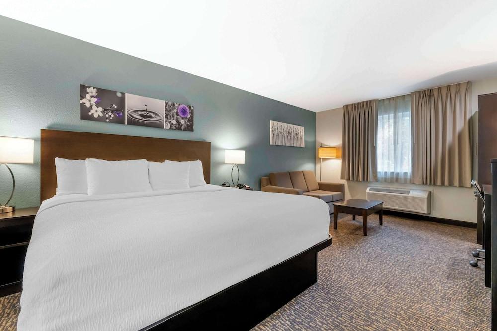 Sleep Inn & Suites Wisconsin Dells - Lake Delton photo 10