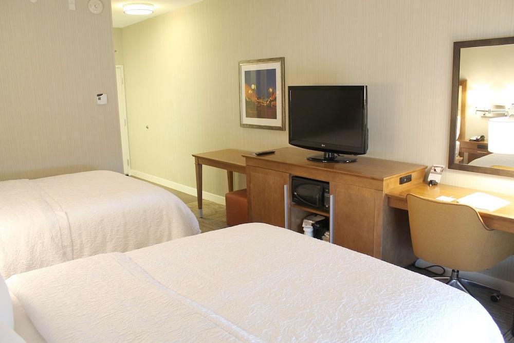 Hampton Inn Cape Girardeau I 55 East photo 13
