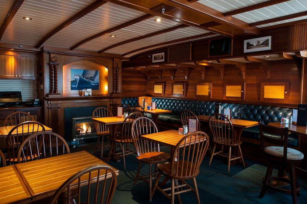 York Harbor Inn photo 34