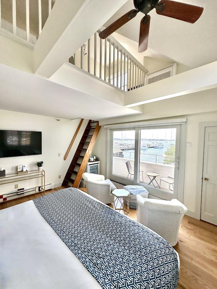 Harborside Inn photo 17