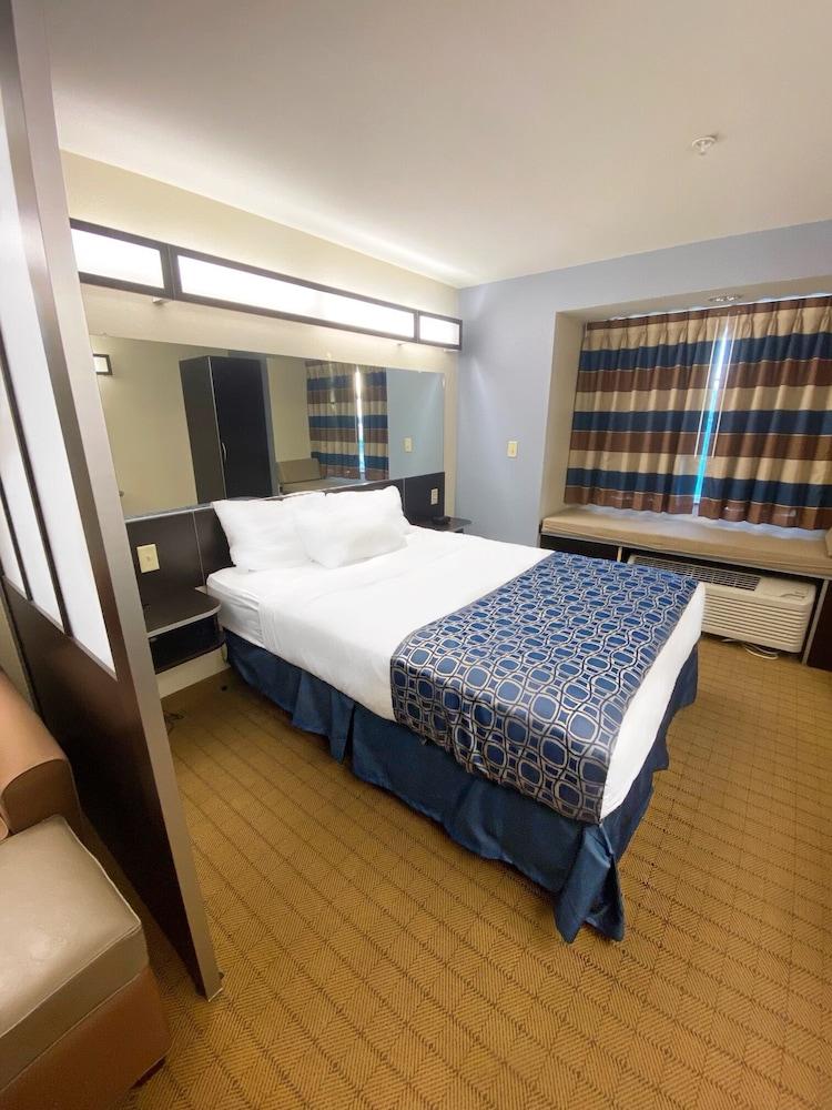 WeStay Suites - Belle Chasse photo 8
