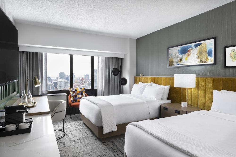voco Chicago Downtown - Riverwalk by IHG photo 7