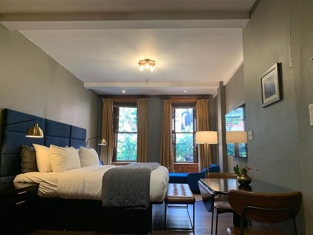 The Historic Blue Moon Hotel - NYC photo 20