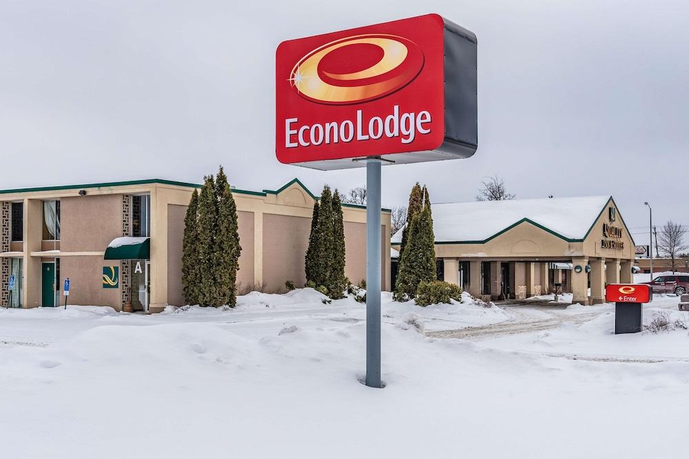 Econo Lodge Brainerd photo 8
