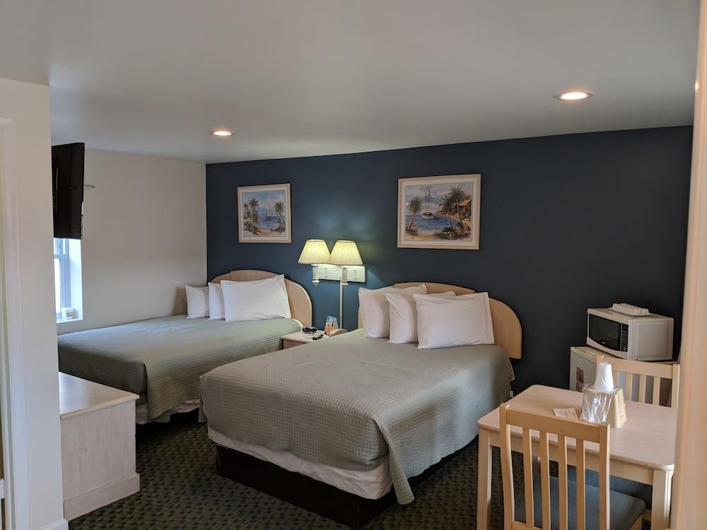 Crystal Sands Motel photo 3