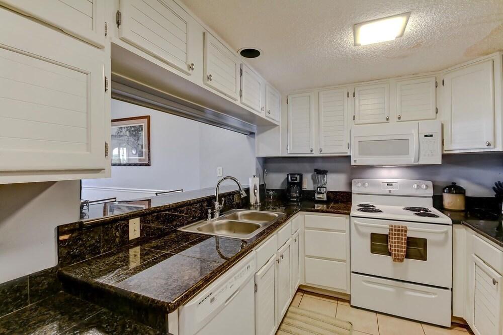 1606 Sea Dunes photo 28