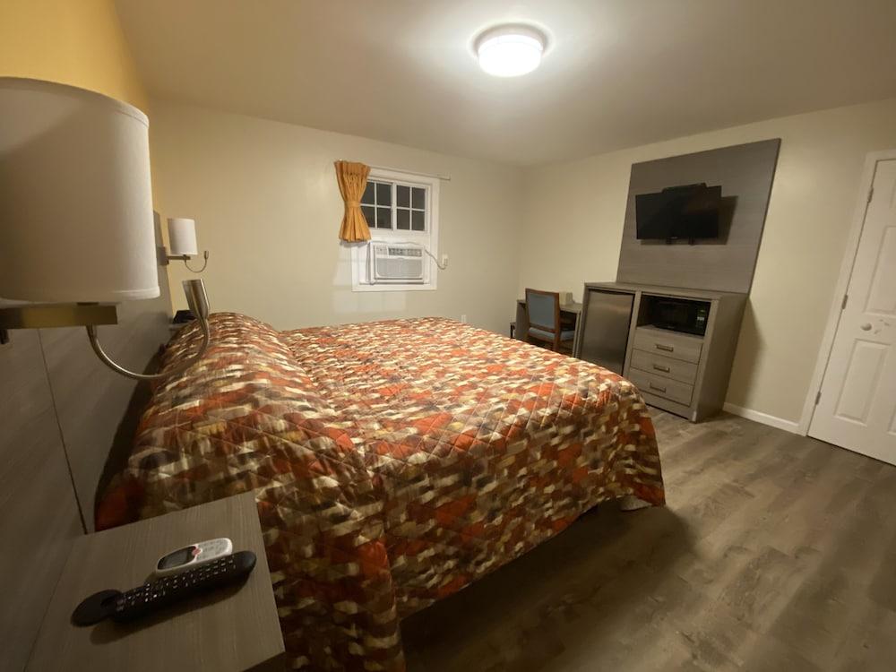 Sleepy Hollow Motel photo 8