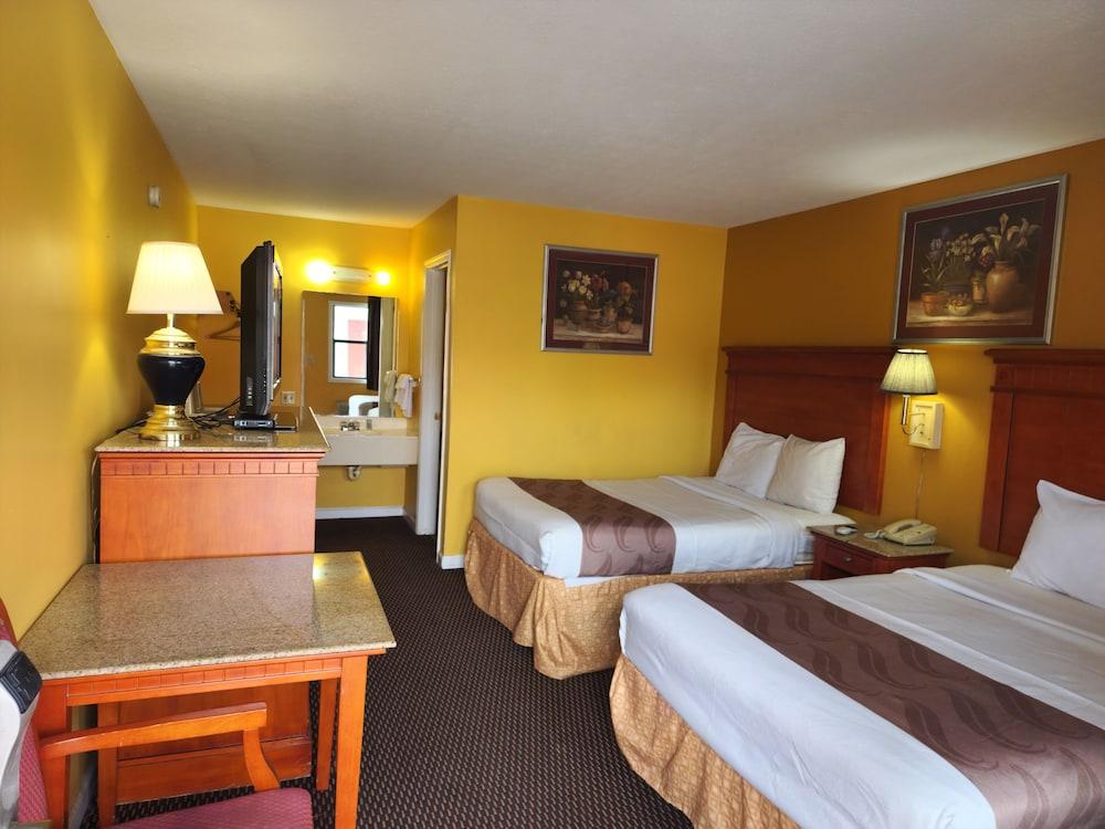 La Center Motel photo 6