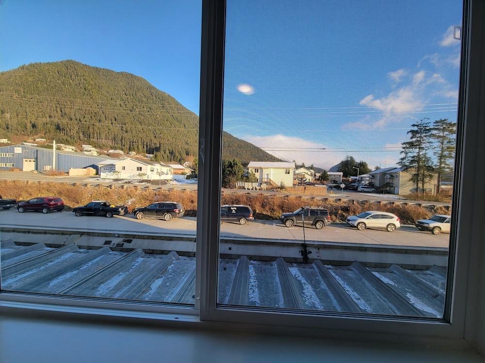 Eagle Bay Inn photo 24