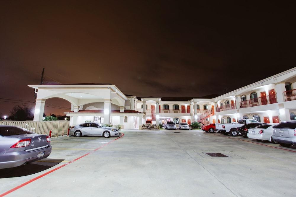 Palace Inn Copperfield photo 3