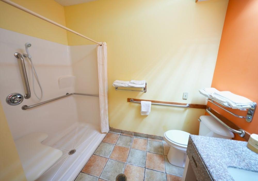 Rock Island Inn & Suites Streator IL — hotel in Streator