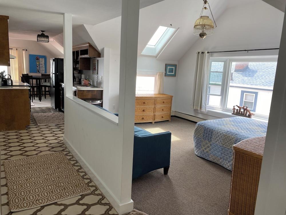 Grand View Motel photo 65