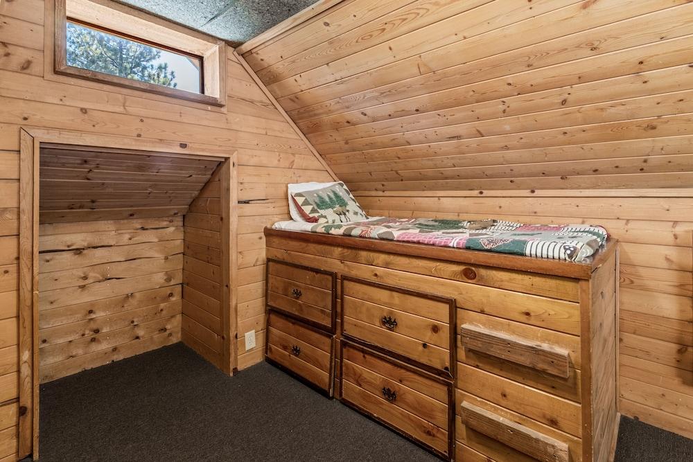 Big Bear Lakefront Lodge photo 27