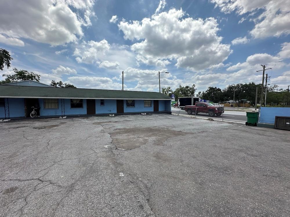 Antigua Motel by OYO Tampa US - 41 photo 1