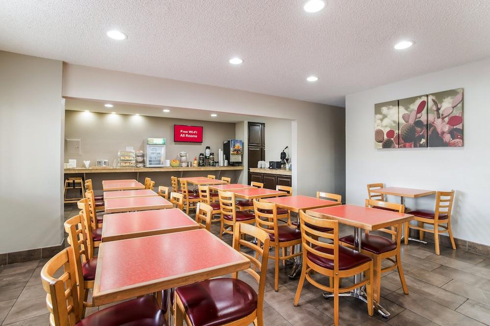 Red Roof Inn Albuquerque - Midtown photo 32