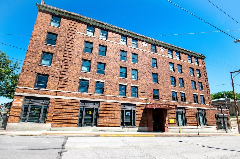 Rochester Hotel photo 10