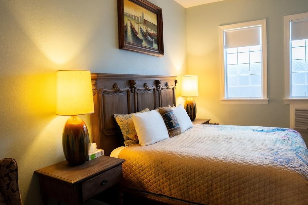 Oak Tree Hotel photo 67