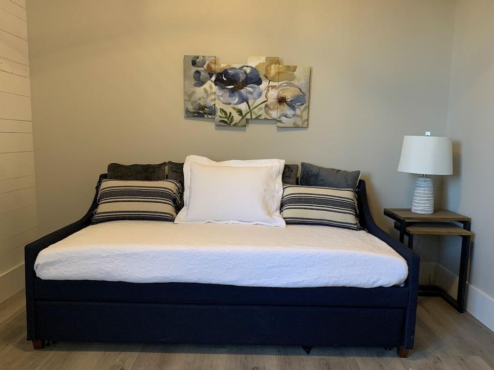 The Historic Central Hotel, a New Hotel Collection Property photo 9