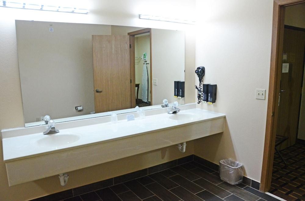 Heritage Grand Inn photo 9
