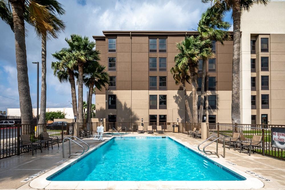 Holiday Inn Express Harlingen by IHG photo 2